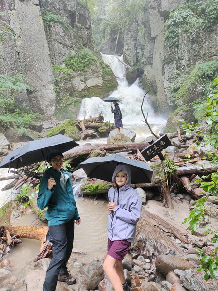 7. 8. 2025 14:11:17: Japonsko 2025 - Sounkyo, vodopád Momijidaki