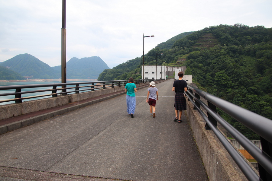 10.08.2025 17:14:03: Japonsko 2025 - Přehrada Tamagawa (Vláďa)