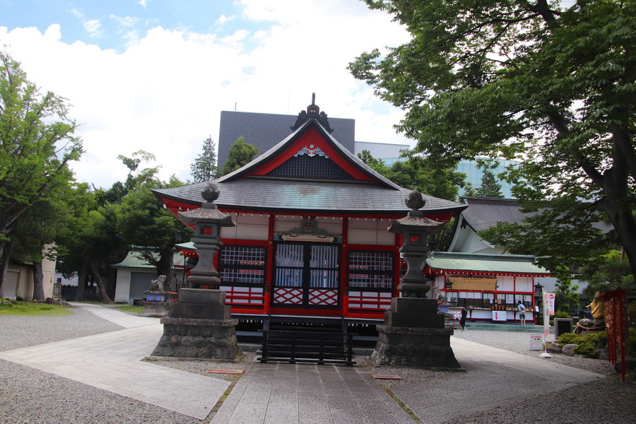 14.08.2025 11:21:55: Japonsko 2025 - Macumoto, chrám Zenkyuin (Vláďa)