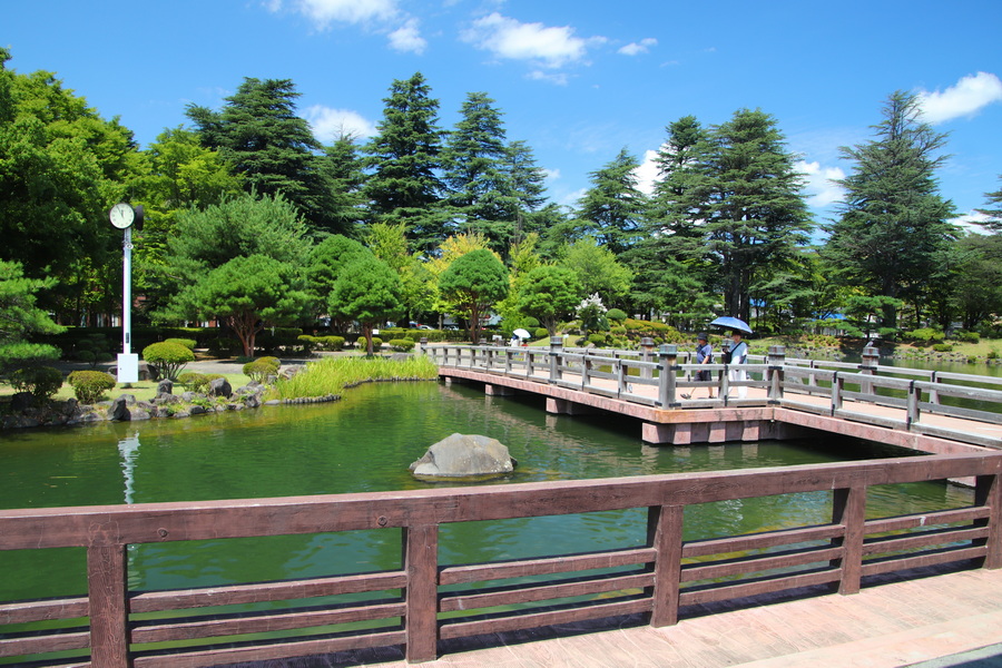 14.08.2025 11:54:17: Japonsko 2025 - Macumoto, park Agatanomori (Vláďa)