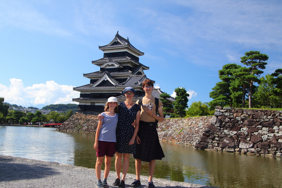 14.08.2025 14:57:38: Japonsko 2025 - Macumoto, hrad (Vláďa)