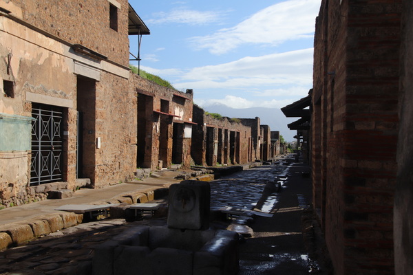 18.04.2025 9:22:55: Kampánie 2025 - Pompeje, vykopávky (Terka)