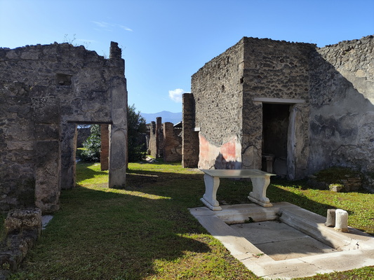 18.04.2025 9:25:23: Kampánie 2025 - Pompeje, vykopávky (Vláďa)