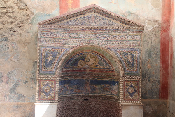 18.04.2025 9:59:20: Kampánie 2025 - Pompeje, vykopávky (Bobek)