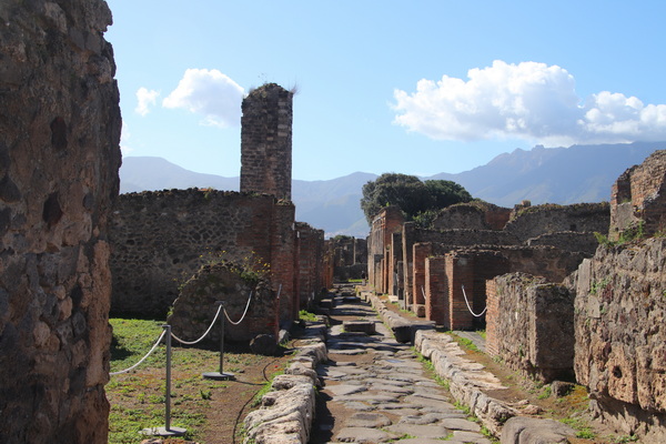 18.04.2025 10:02:16: Kampánie 2025 - Pompeje, vykopávky (Terka)