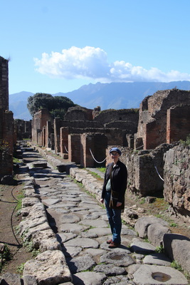 18.04.2025 10:02:37: Kampánie 2025 - Pompeje, vykopávky (Terka)