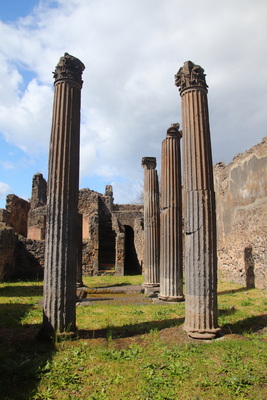 18.04.2025 11:15:42: Kampánie 2025 - Pompeje, vykopávky (Bobek)