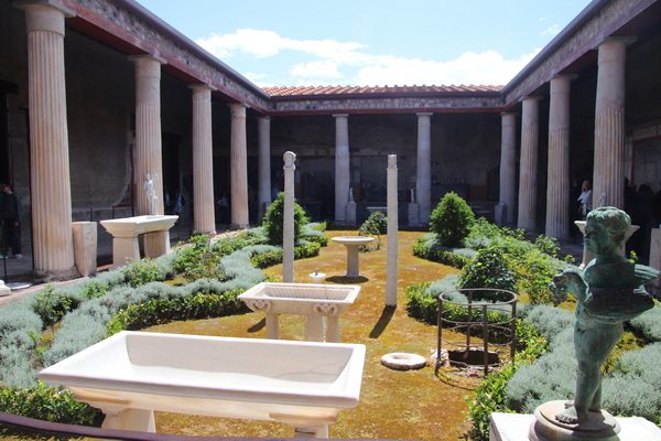 18.04.2025 12:21:34: Kampánie 2025 - Pompeje, vykopávky (Terka)