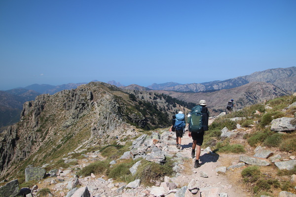 8. 8. 2024 11:47:24: Korsika 2024 - Sestup od jezera Nino