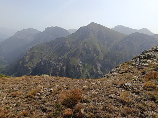 28.08.2026 10:26:44: Makedonie 2026 - Cesta z pod Titova vrchu k jezeru Karanikola (Géďa)