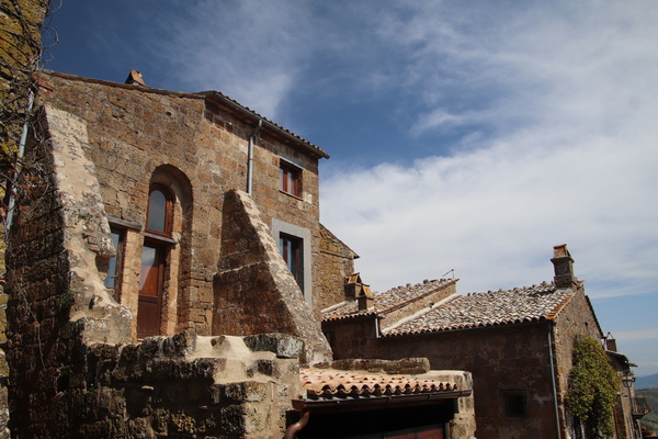 03.04.2026 12:24:05: Toskánsko 2026 - Civita di Bagnoregio (Terka)