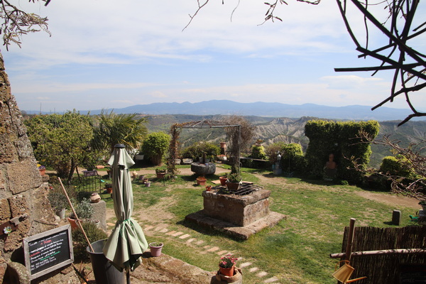 03.04.2026 12:28:40: Toskánsko 2026 - Civita di Bagnoregio (Vláďa)