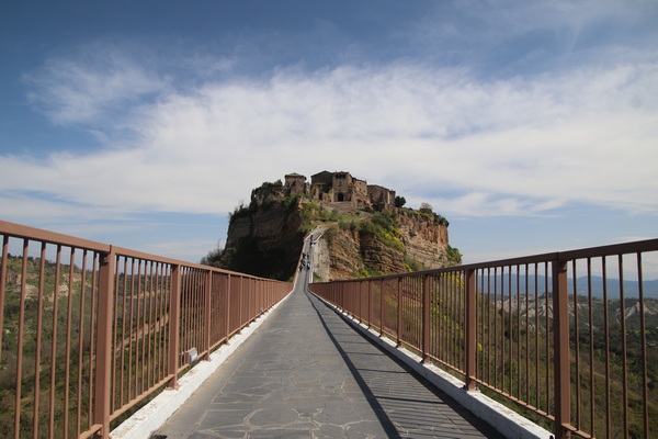 03.04.2026 13:00:42: Toskánsko 2026 - Civita di Bagnoregio (Vláďa)