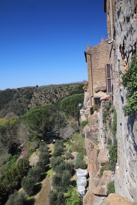 04.04.2026 12:41:10: Toskánsko 2026 - Pitigliano (Terka)