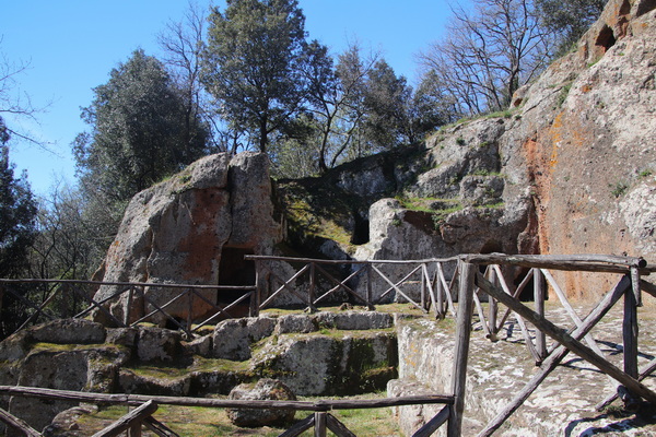 05.04.2026 11:07:08: Toskánsko 2026 - Etruská nekropole (Vláďa)
