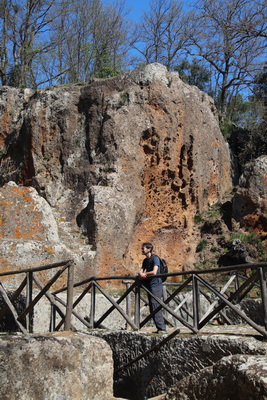 05.04.2026 11:10:33: Toskánsko 2026 - Etruská nekropole (Terka)